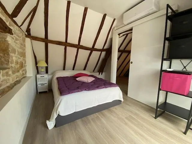 La Grange De Camille Villa Causse-et-Diege 0*,  France